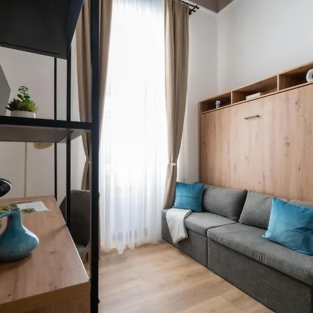 アパート Mimis Lakeside - Newly Renovated *